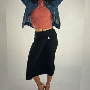 NWOT Betabrand The Sassiest Pant Skort